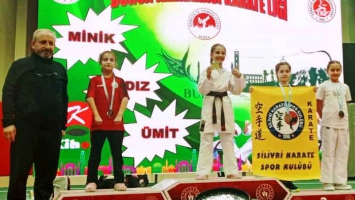 Körfezli karatecilere 9 madalya